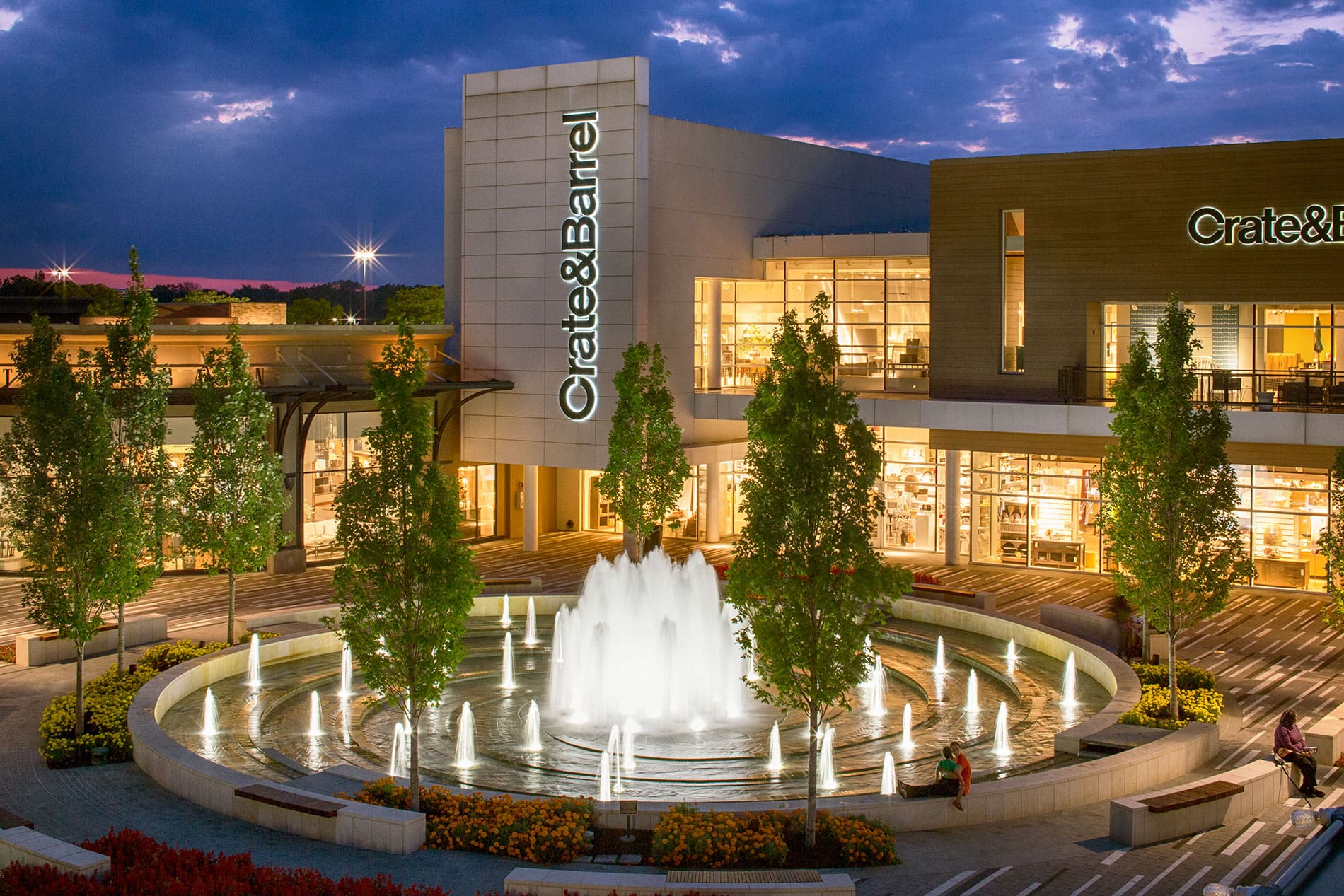 Oakbrook Center Mall Renovation - Reed Burkett Lighting Design